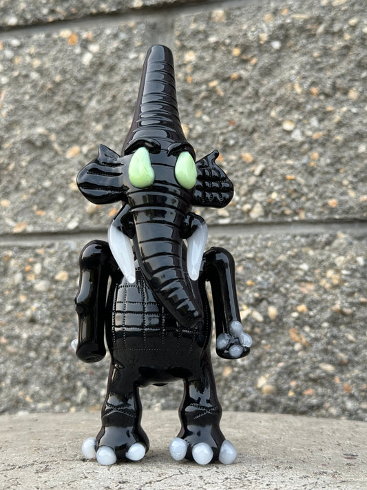 Monster Elephant Pipe