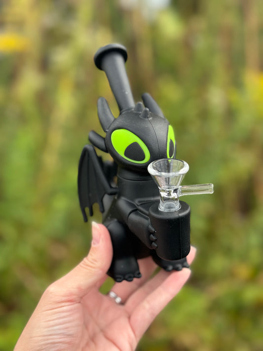 Unbreakable Dragon Bong